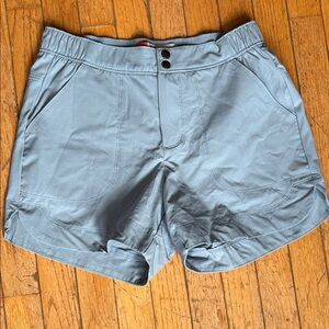 The American Outdoorsman women’s Light Blue Shorts small